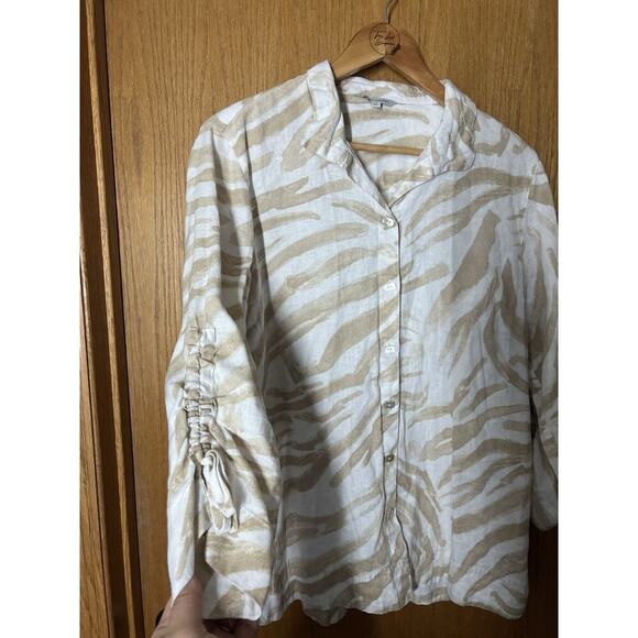 John Mark Wire Collar Zebra Print Button Front Top Medium Linen Cotton - Picture 2 of 5